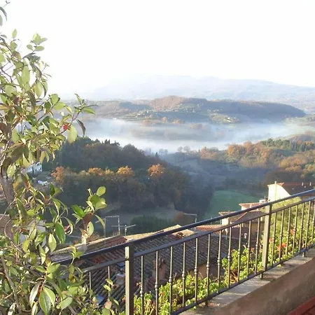 Apartment La Terrazza Su - Panoramico Chiusi